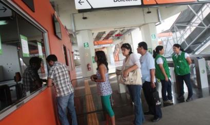 Descrizione: http://www.americaeconomia.com/sites/default/files/imagecache/foto_nota/peru_metro1.jpg
